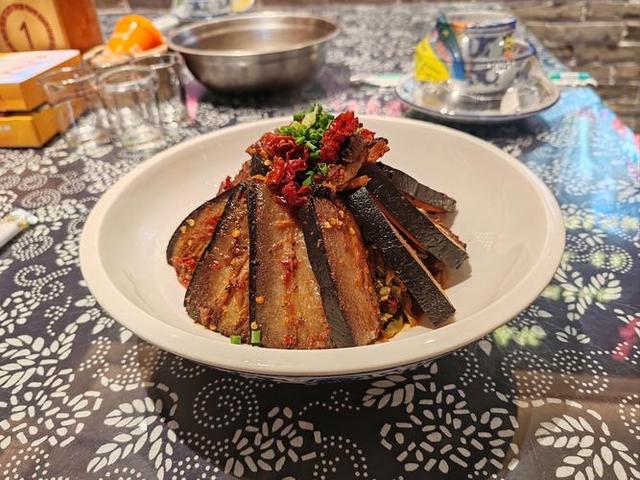 贺州有什么景点和美食(广西贺州有什么好玩的好吃的)