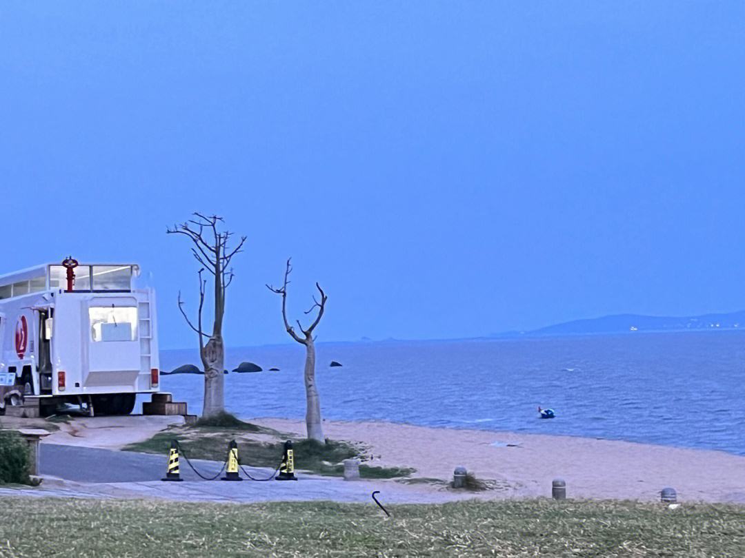 厦门沙滩淋浴哪里好玩(厦门哪个沙滩有娱乐项目)